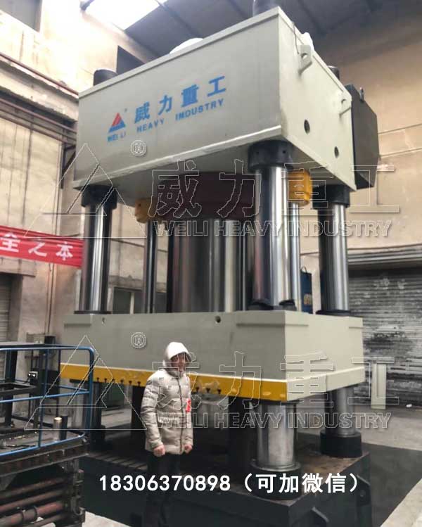 4000噸四柱液壓機(jī)_4000噸框架式油壓機(jī)_4000t壓力機(jī)