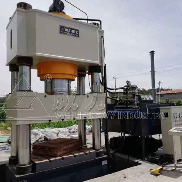 鍛造液壓機廠家(800T1600噸3150T4000噸)熱模鍛液壓機