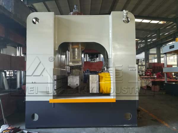 三工位紅沖液壓機(jī)