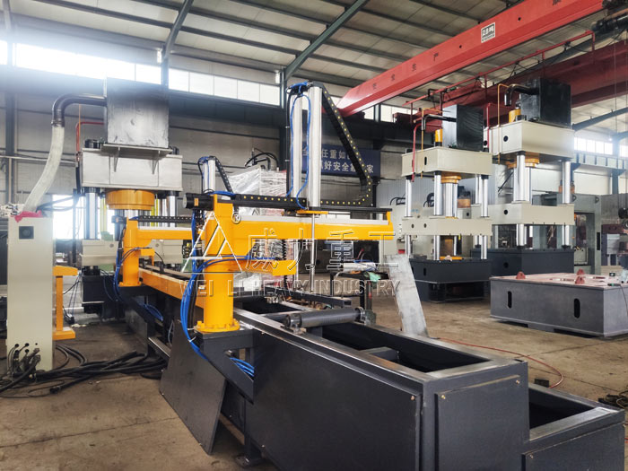 錨桿托盤生產(chǎn)線中自動送料機